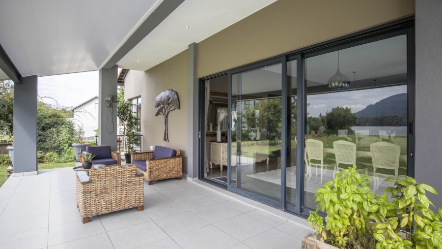 4 Bedroom Property for Sale in The Coves North West